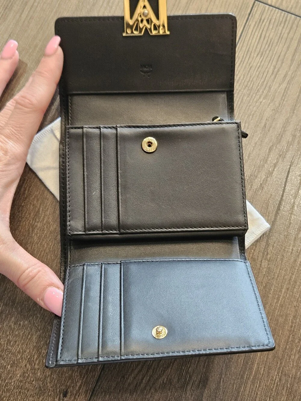 MCM Visetos Cognac Black Trifold Compact Wallet Gold Logo + Dust Bag